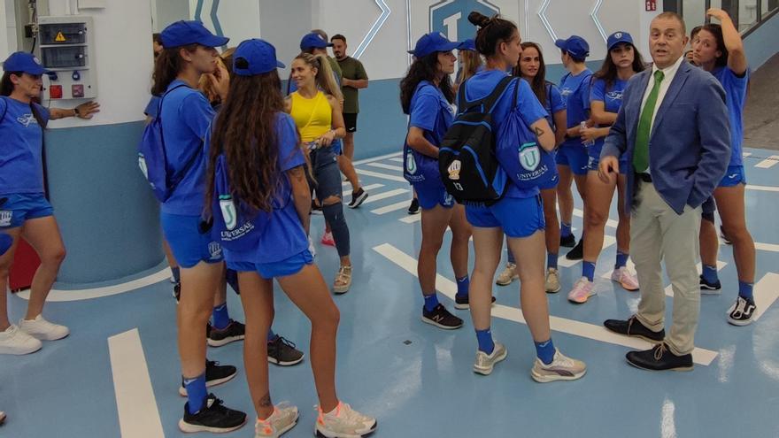 Visita del Alhama Féminas a UNIVERSAE