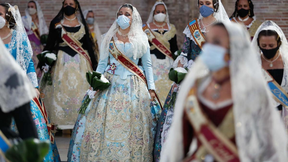 Búscate en el primer día de Ofrenda por las calles del Mar y Avellanas entre las 20:00 y 21:00 horas