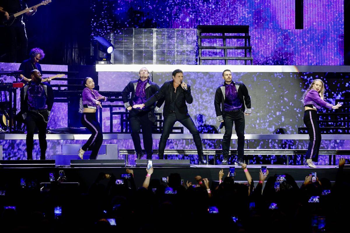Chayanne hace vibrar al público del Córdoba Live con un espectáculo lleno de éxitos