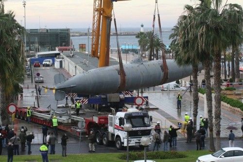 Traslado del sumarino Isaac Peral al museo naval en Cartagena