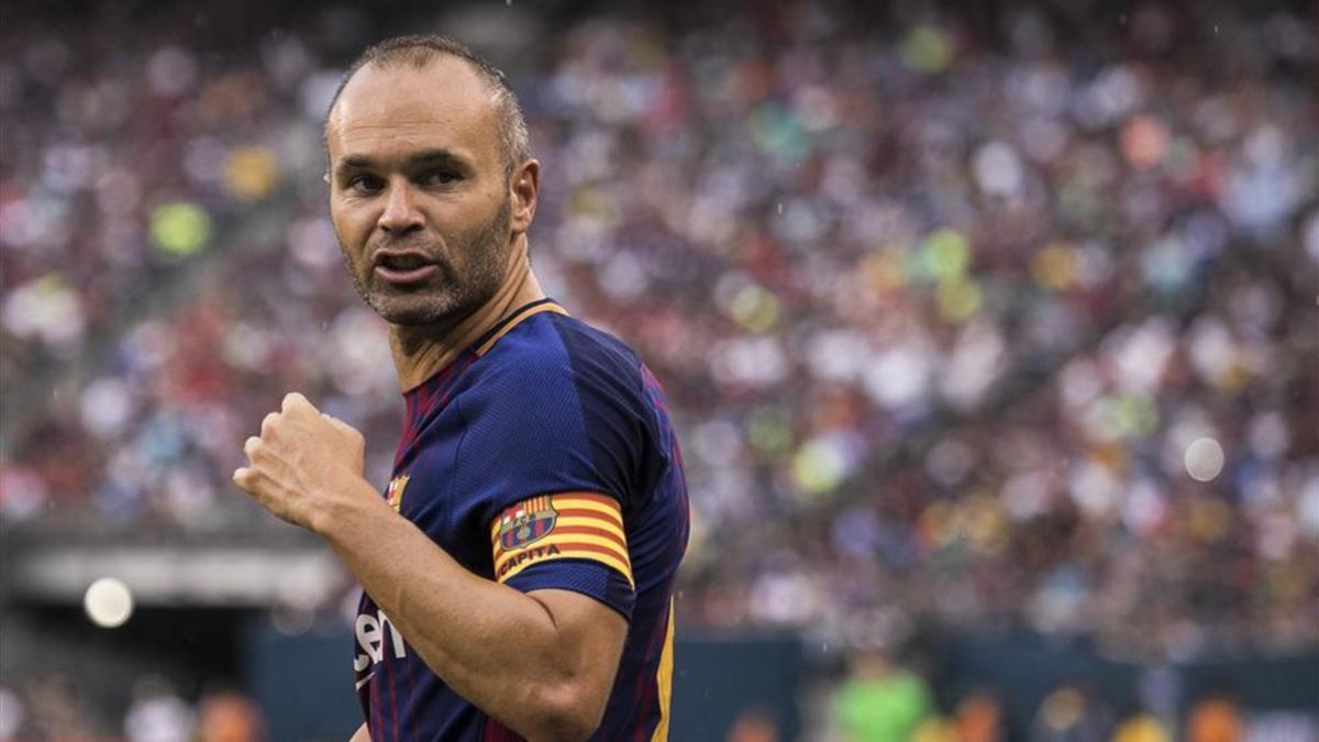 Iniesta volvió a dejar en el aire su continuidad en el FC Barcelona