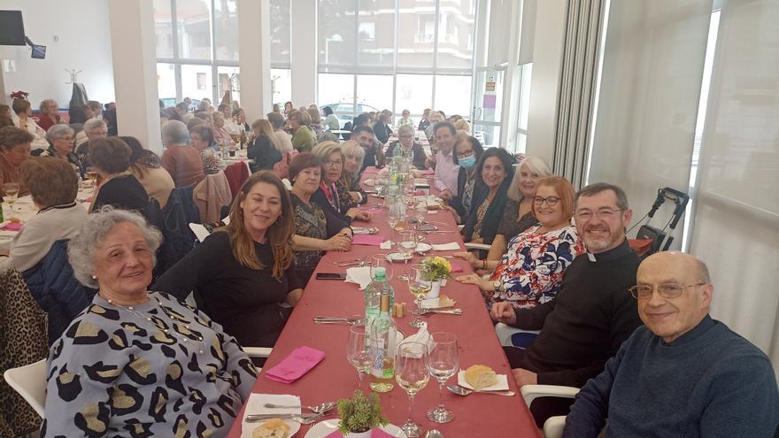 Éxito rotundo en la comida homenaje de las Tyrius de Foios