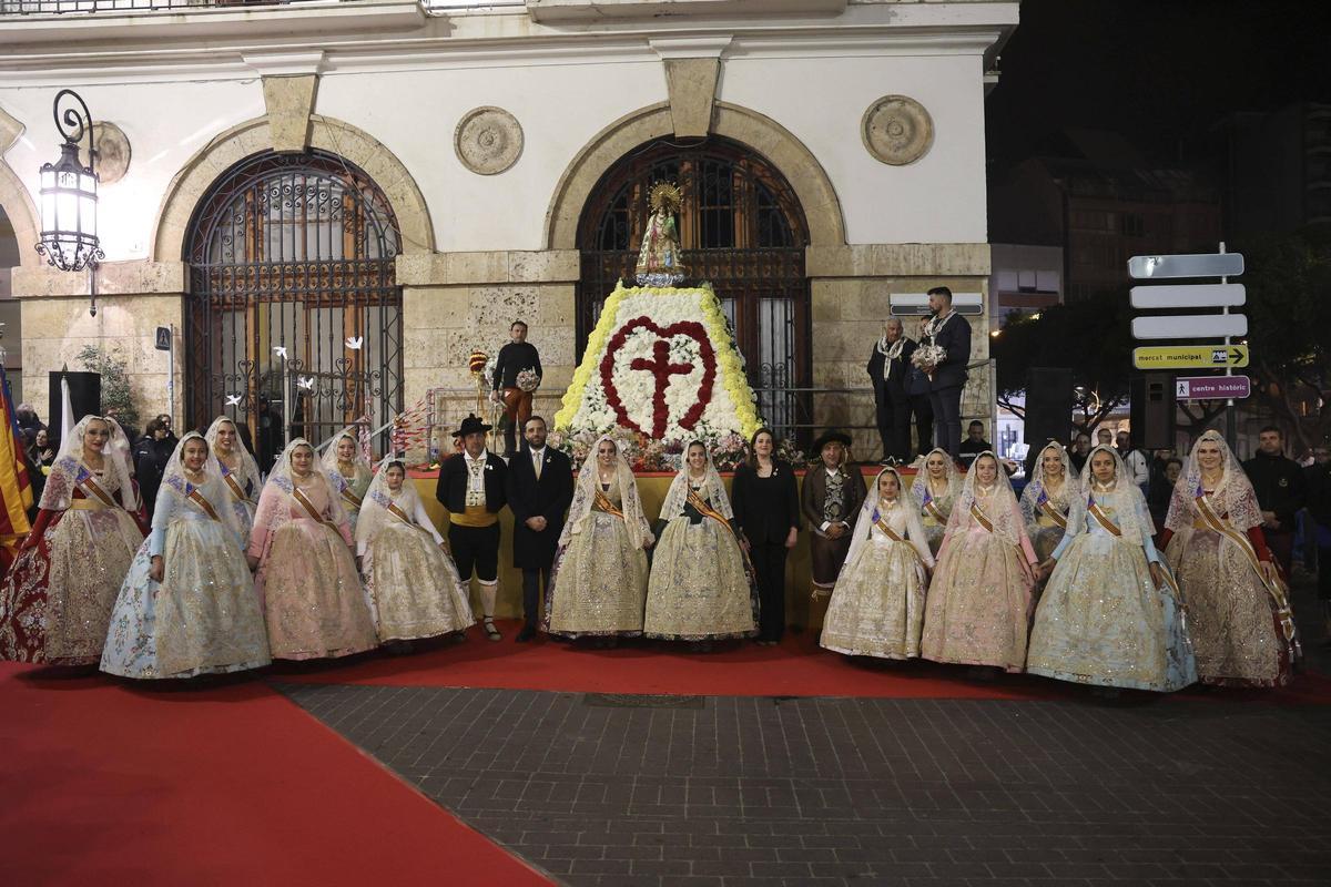 Un momento de la ofrenda de Sagunt.
