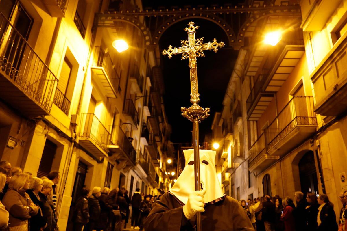 El sentimiento rasga el silencio en Alcoy El sentimiento rasga el silencio en Alcoy