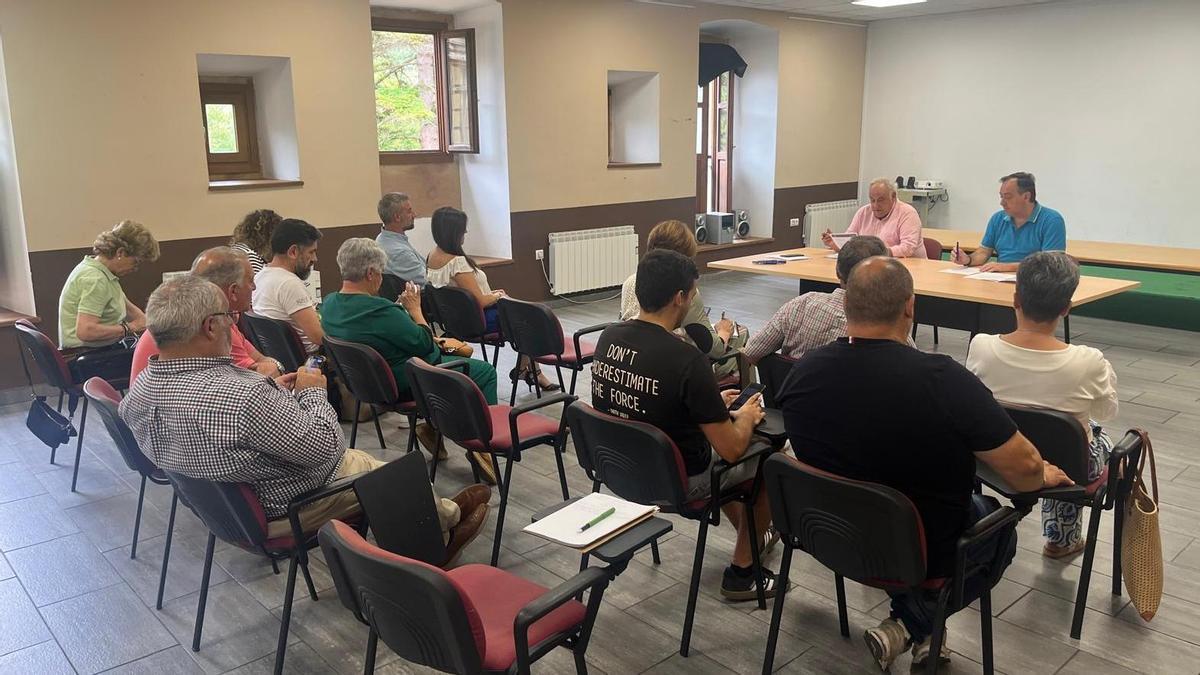 La Federación de Asociaciones de Vecinos de Villaviciosa se integra en la entidad para el Desarrollo Rural Integral “Comarca de la Sidra”