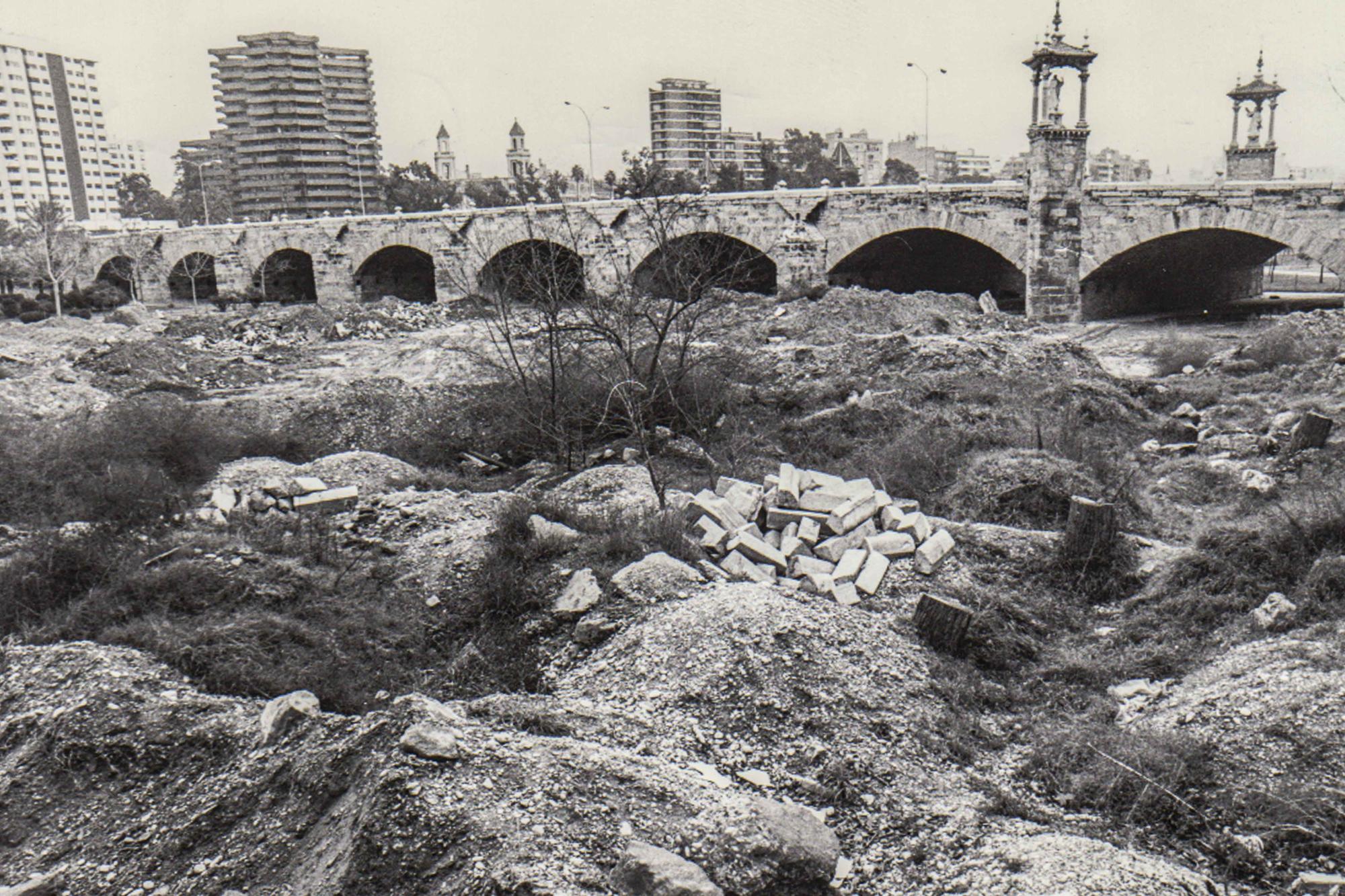 Así era el rio Turia en València antes de convertirse en un jardín