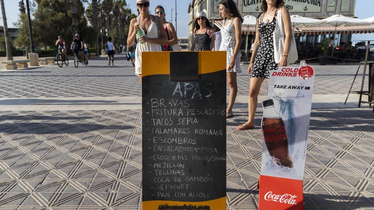 Difícil ser vegano o vegetariano en los restaurantes y chiringuitos de la playa