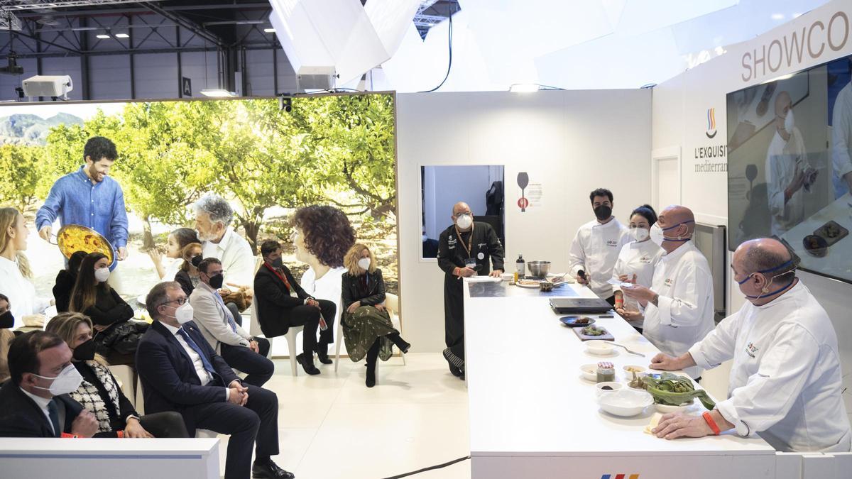 Momento de la demostración gastronómica con los cocineros de estrella Michelin de Castellón,