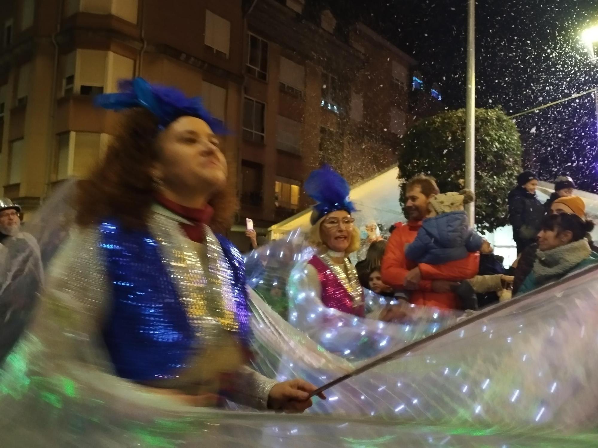 El divertido encendido del alumbrado navideño en Llanera, en imágenes