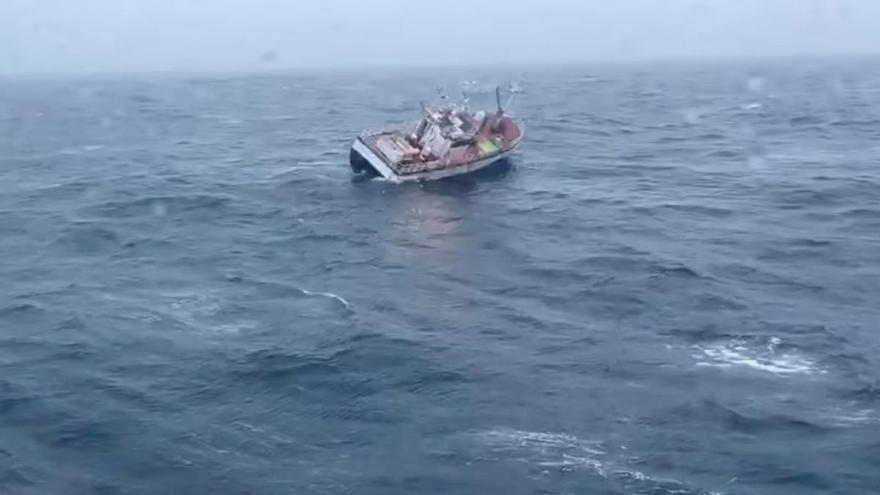 La deriva «surrealista» del «Itoitz»: ¿Quién paga el operativo, cuánto vale y por qué no se ha trincado todavía?