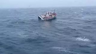 La deriva «surrealista» del «Itoitz»: ¿Quién paga el operativo, cuánto vale y por qué no se ha trincado todavía?