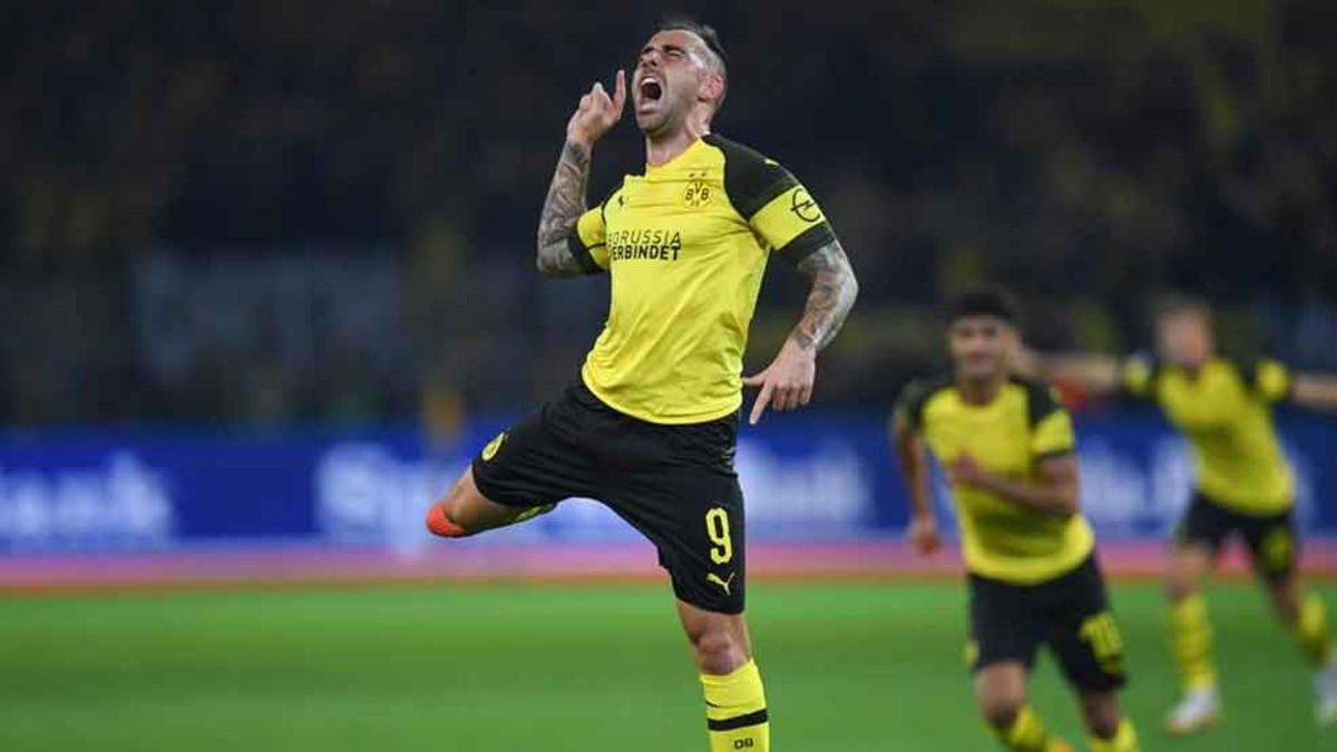 La alegría de Paco Alcácer tras anotar el 3-1 del Borussia. Debut y gol para el de Torrent en la Bundesliga