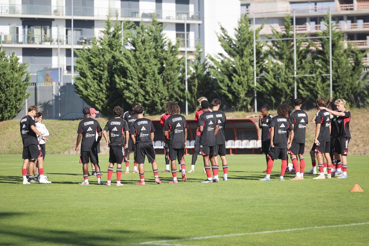 Los objetivos del Benfica pasan por subir, como mínimo, dos canteranos al primer equipo.