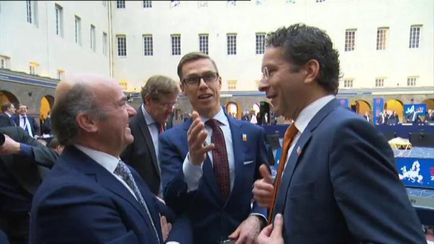 Guindos, a Dijsselbloem: "Vamos a nuevas elecciones"