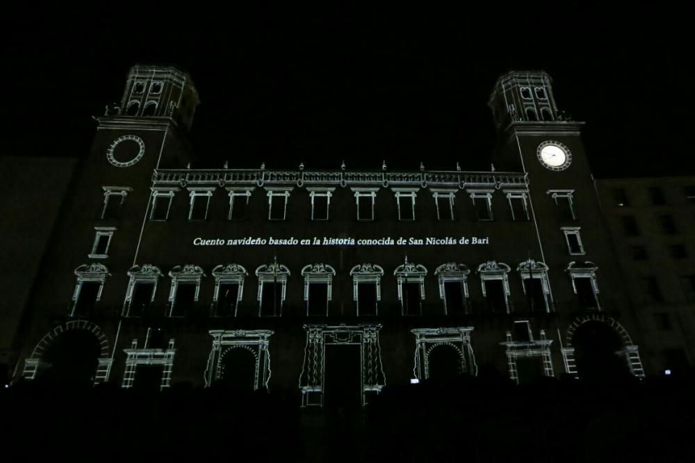 Así fue el primer videomapping de la Plaza del Ayuntamiento