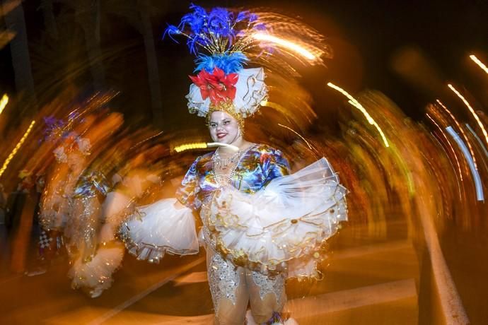 29-02-20  LAS PALMAS DE GRAN CANARIAS. CIUDAD. LAS PALMAS DE GRAN CANARIA. Cabalgata del Carnaval.    Fotos: Juan Castro.  | 29/02/2020 | Fotógrafo: Juan Carlos Castro