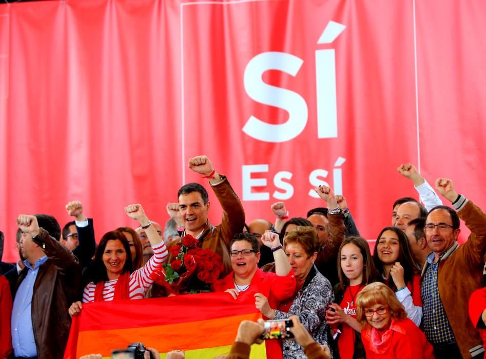 Acto de Pedro Sánchez en Burjassot