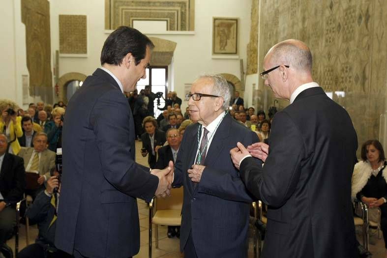 Pablo García Baena premio de las letras andaluzas.