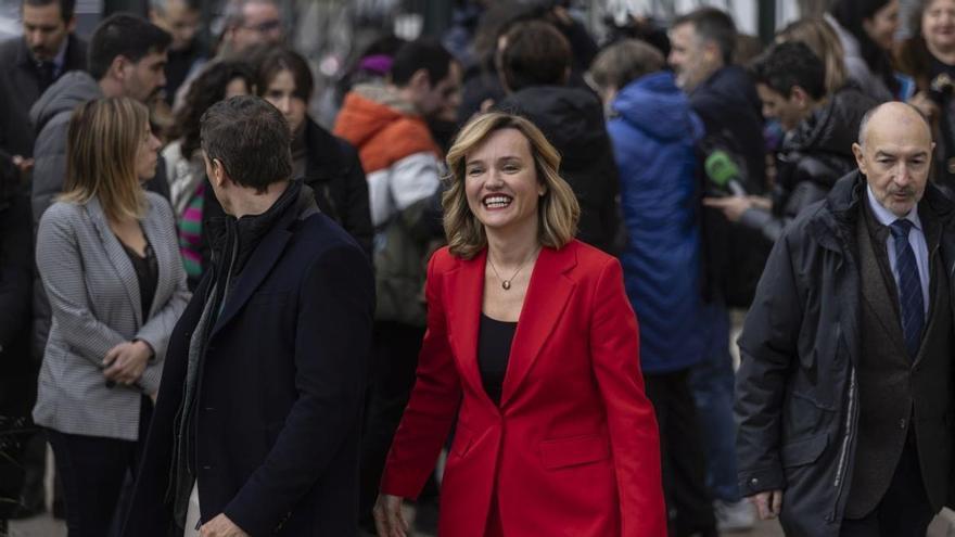 Pilar Alegría se presenta para liderar al PSOE en Aragón