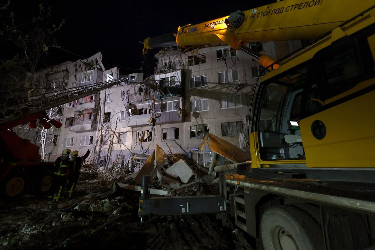 Nueve muertos y más de 20 heridos tras un bombardeo ruso en Sloviansk, en Donetsk.