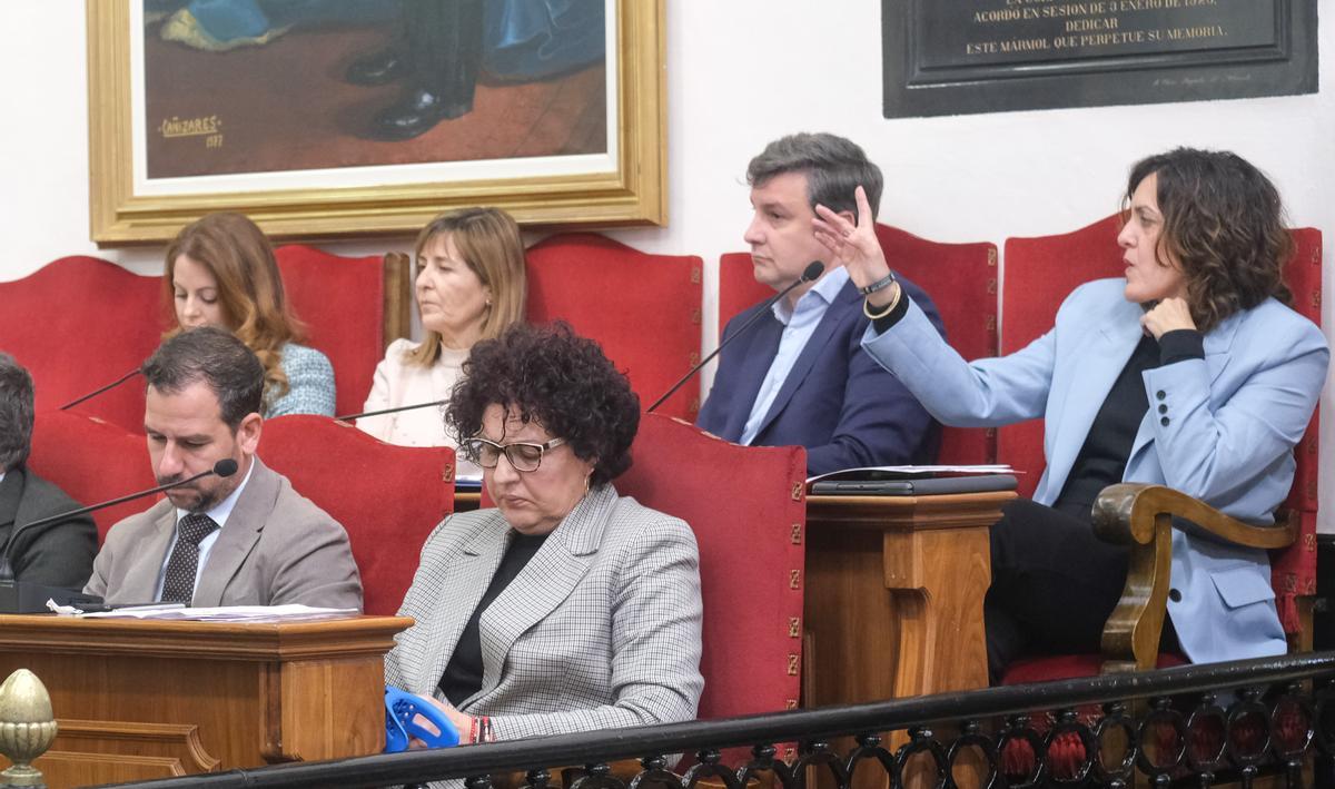 Eva Crisol y García Ontiveros, en el único pleno en el que han vuelto a coincidir en Cs