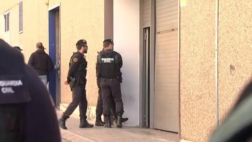 La Guardia Civil registra Unipost para incautar material relacionado con el referéndum del 1-O