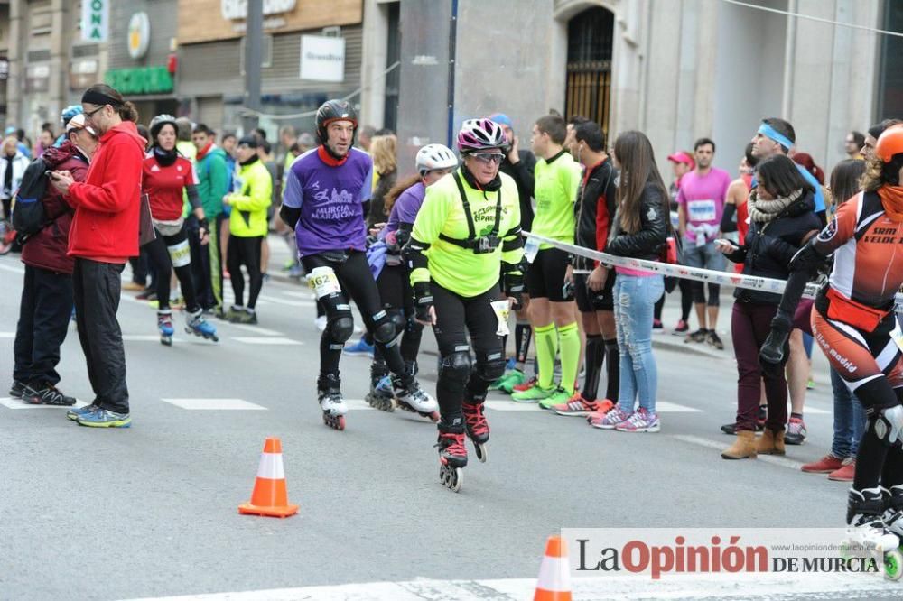 Murcia Maratón. Patinadores en carrera