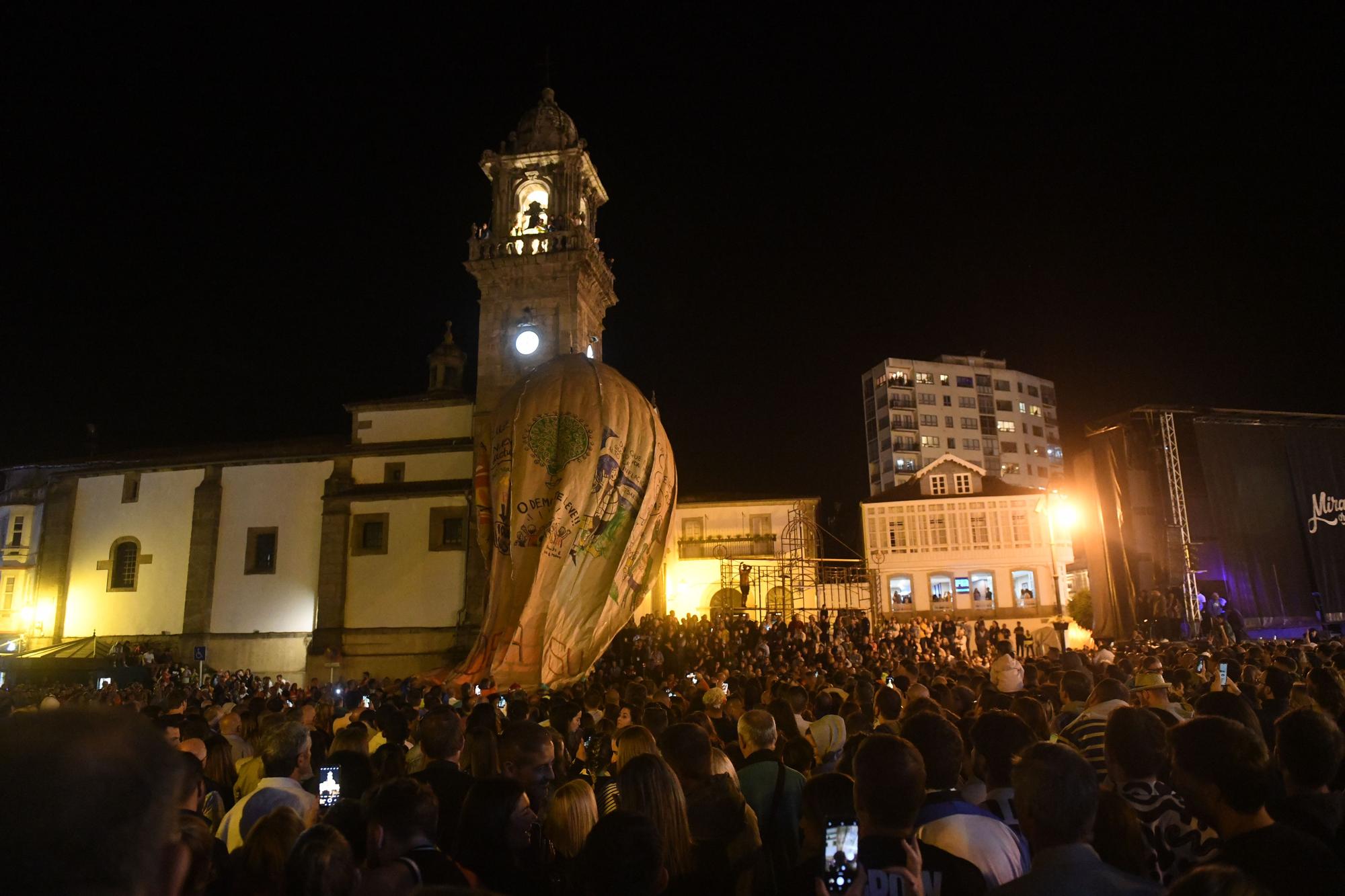 Galicia lanzó el globo más grande del mundo