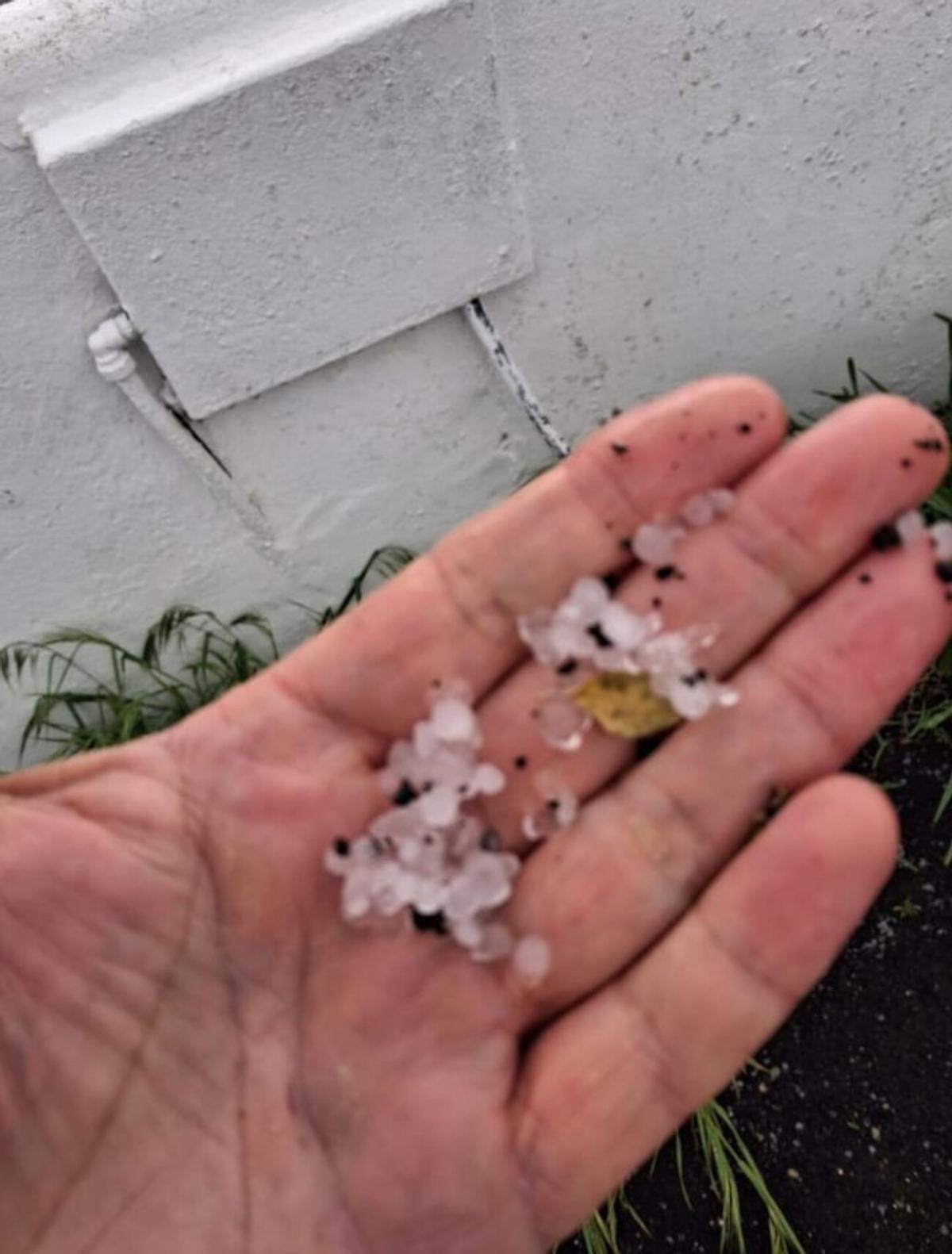 Granizos en El Islote, en el municipio de San Bartolomé, el pasado martes, por la borrasca Regina en Lanzarote