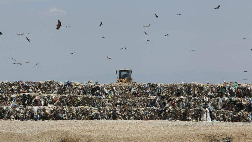 El consistorio aborda ya la subida de la basura a las grandes firmas