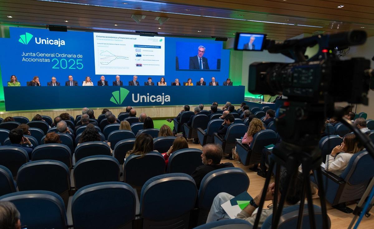 La junta de accionistas de Unicaja, celebrada este miércoles, 9 de abril, en Málaga.