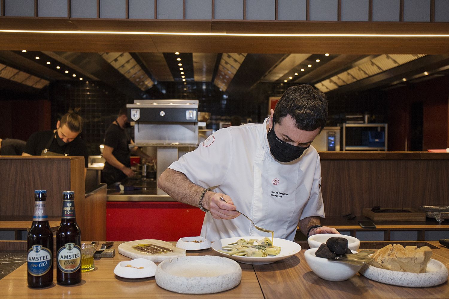 El chef Ricard Camarena comparte una sencilla receta para hacer esta Navidad