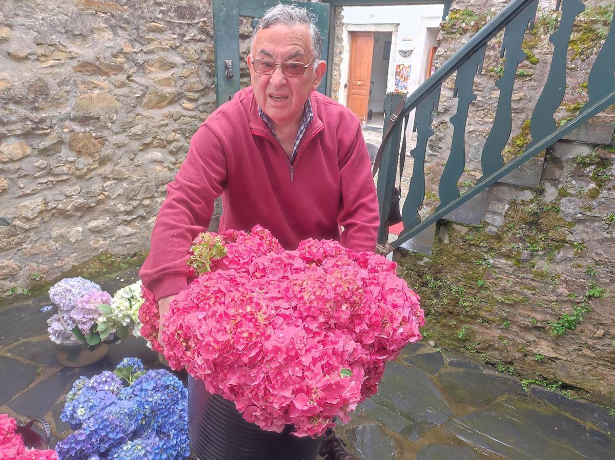 En imágenes: Castropol se llena de flores para el Corpus