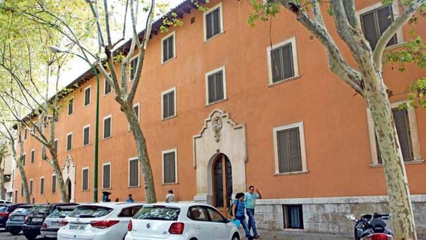 La venta de la vieja residencia de suboficiales permitirá ingresar 6,3 millones de euros al ministerio de Defensa.
