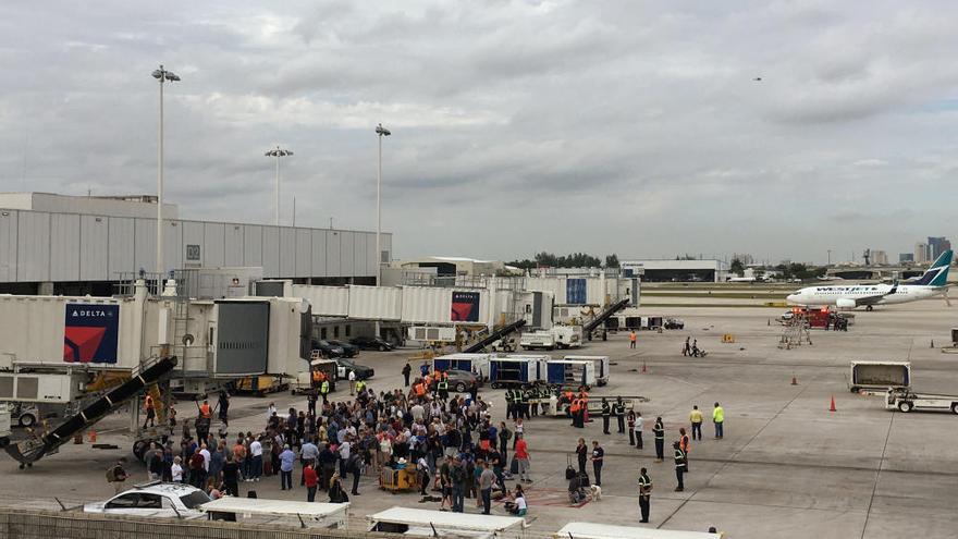 Tiroteo en el aeropuerto de Florida