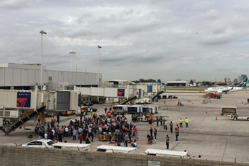 Tiroteo en el aeropuerto de Florida