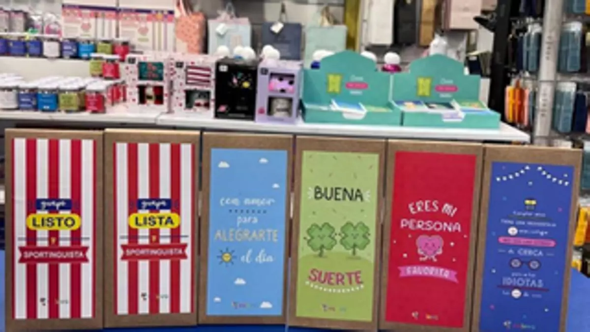 ¿Es posible presentar un currículum sin querer trabajar? Esta tienda de Gijón ha comprobado que sí