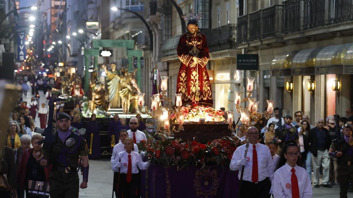 Procesión de Nuestro Padre Jesús del Silencio en la Semana Santa de Vigo 2023.