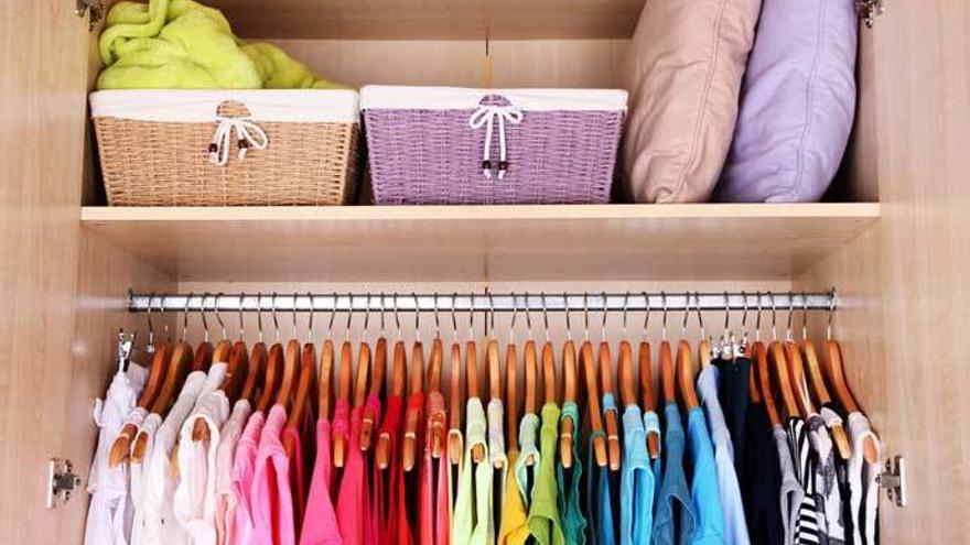 Aprende Cómo Doblar Ropa con el Método de Marie Kondo