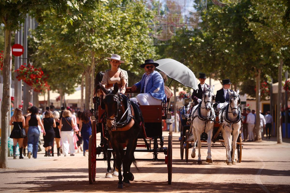 Feria de Nuestra Señora de la Salud 2025 Córdoba. Ambiente general Carruajes de caballos