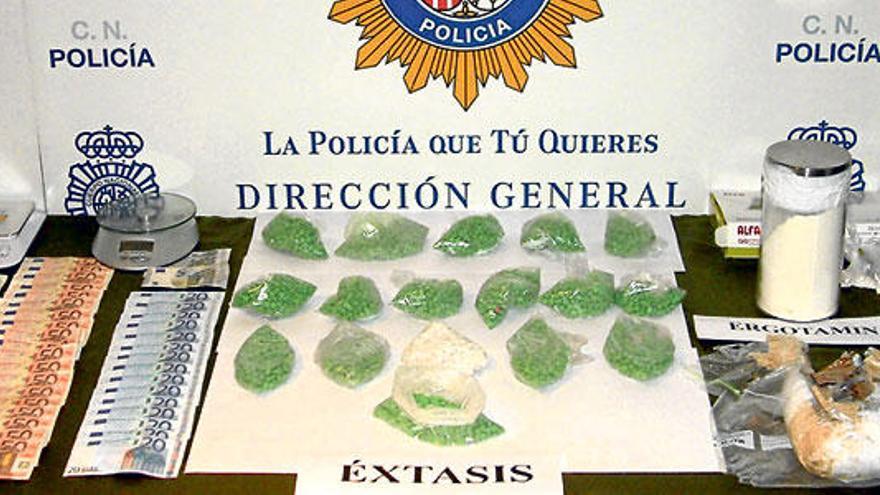 Intervienen 8.000 pastillas de ´éxtasis´ que iban a vender en locales de ocio de Palma