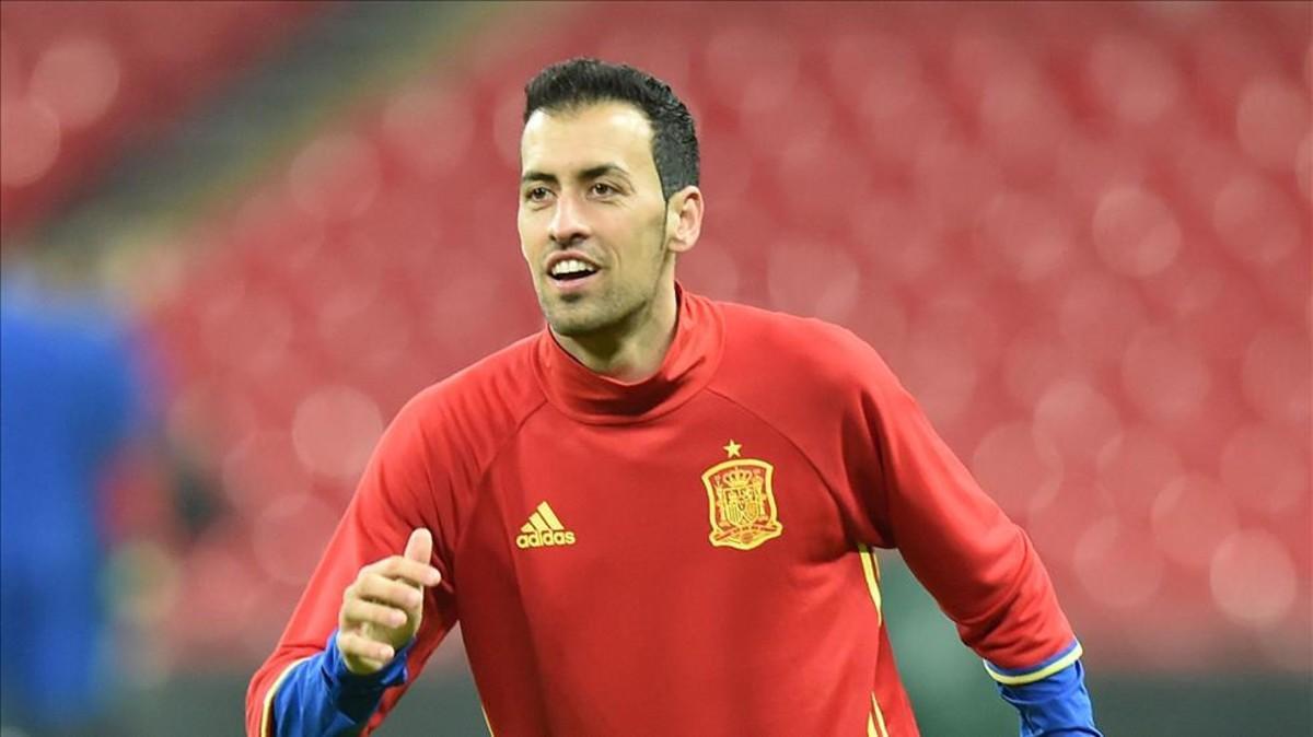 Sergio Busquets está feliz por ser centenario con la selección