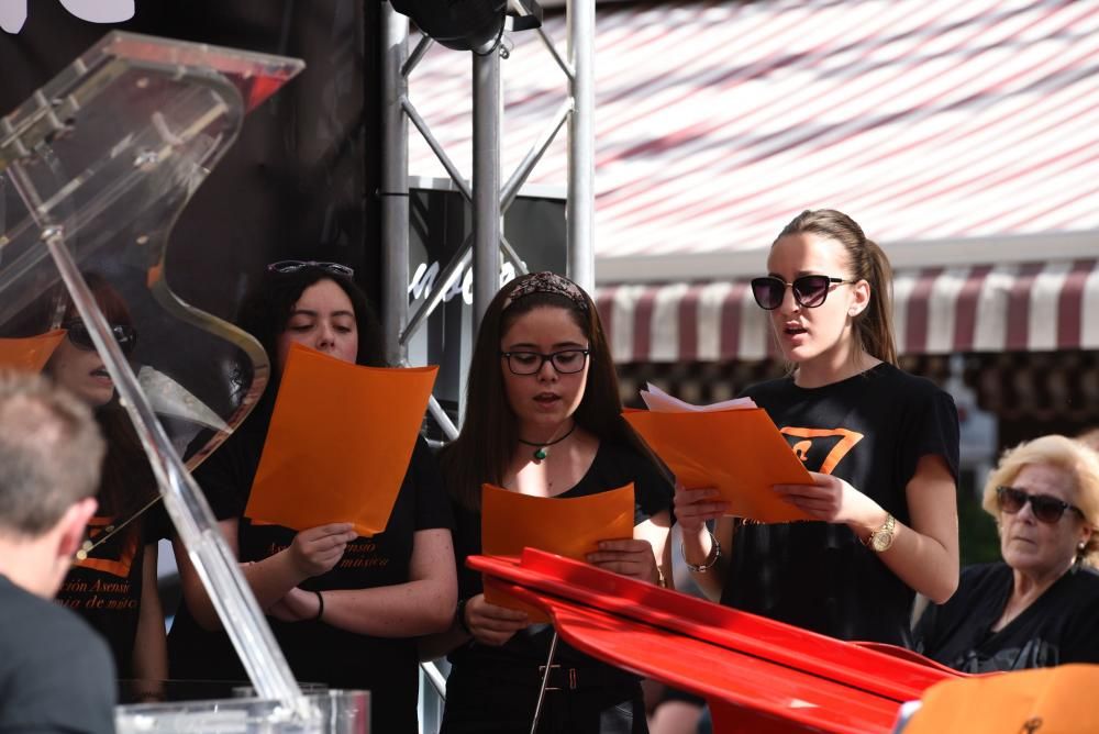 'Pianos en la calle' en la Plaza de las Flores