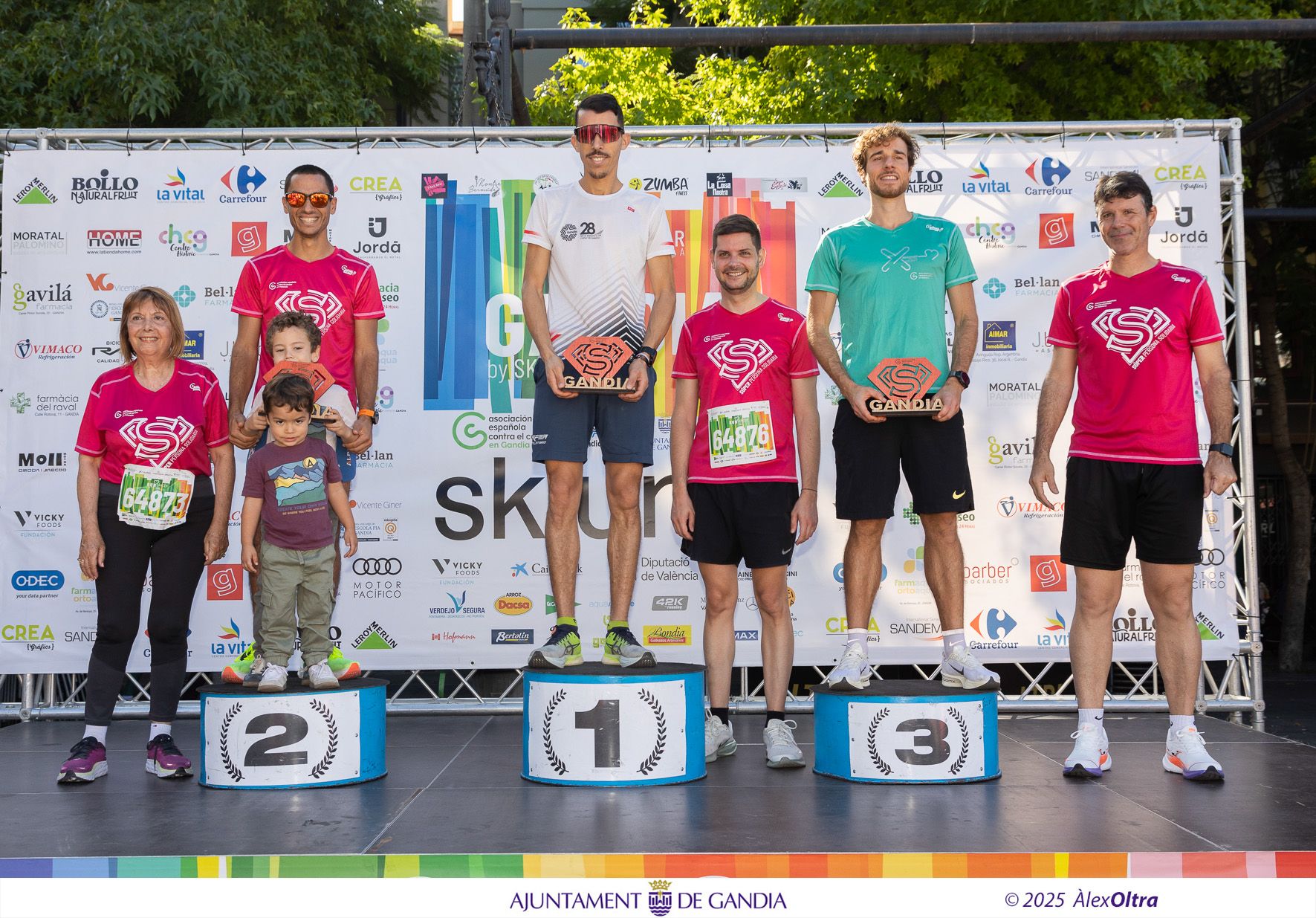 Gandia bate récords de solidaridad en la RunCáncer 2025