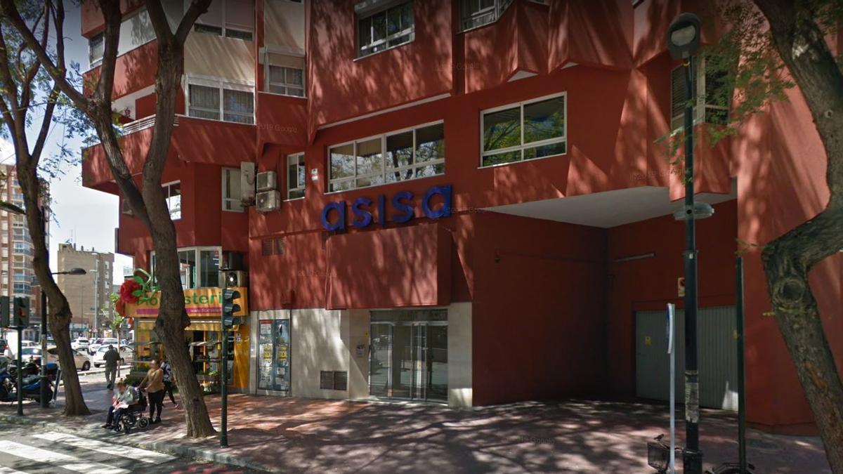 La oficina de Asisa en Murcia se encuentra en la Plaza Juan XXIII