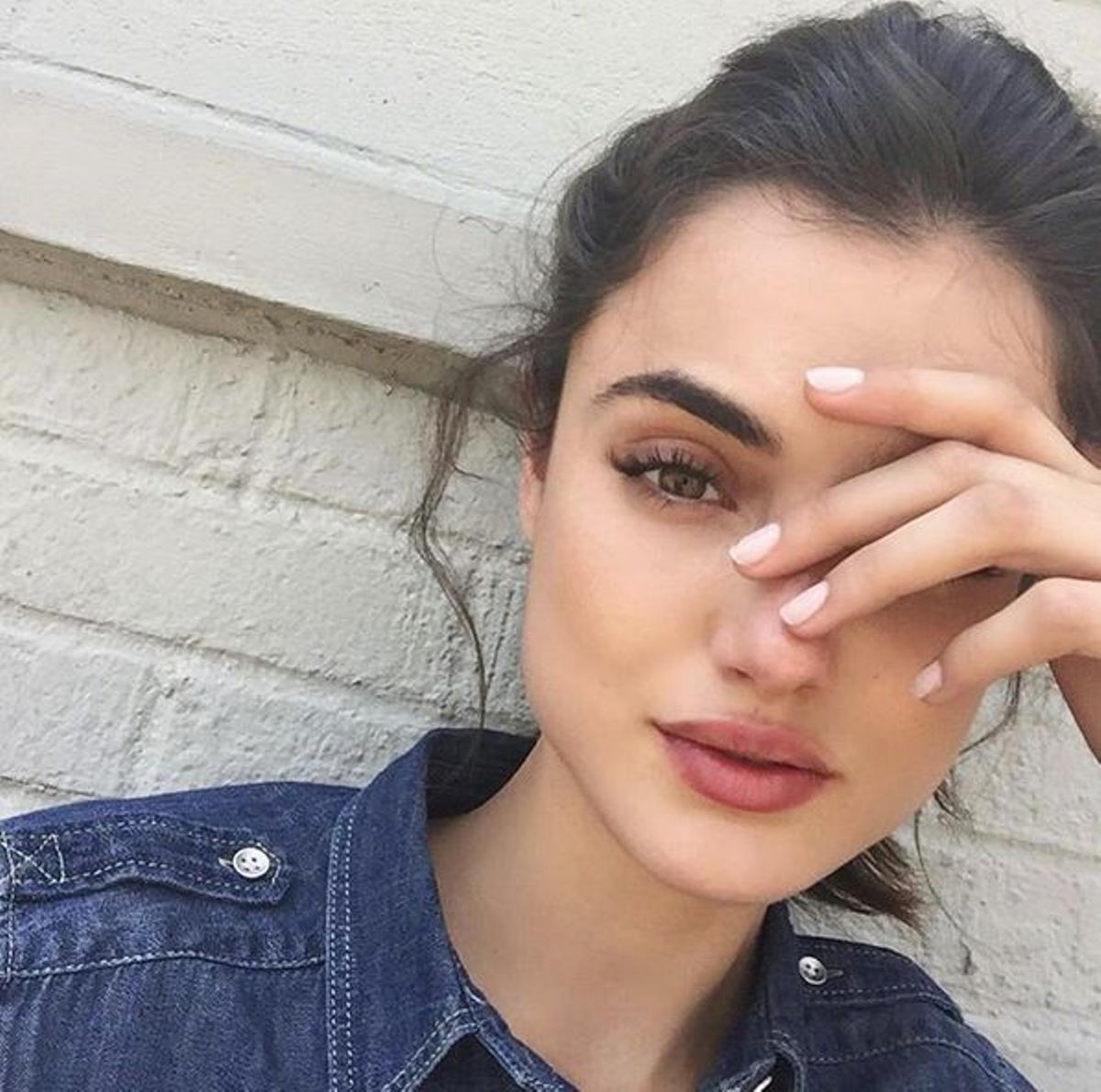 Blanca Padilla con la pose de moda en Instagram