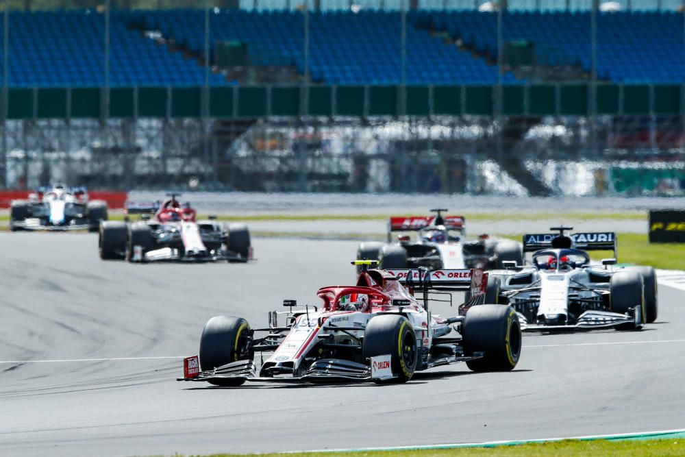 EN IMATGES | Hamilton guanya amb agonia a Silverstone i Sainz perd una valuosa quarta plaça al final