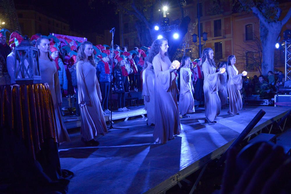 Encesa llums de Nadal a Figueres