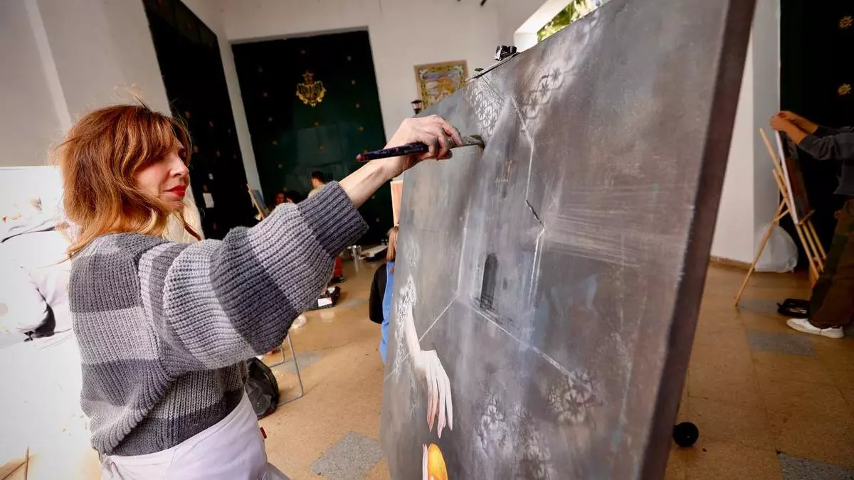 Marta Fernández gana el concurso de pintura rápida sobre Romero de Torres