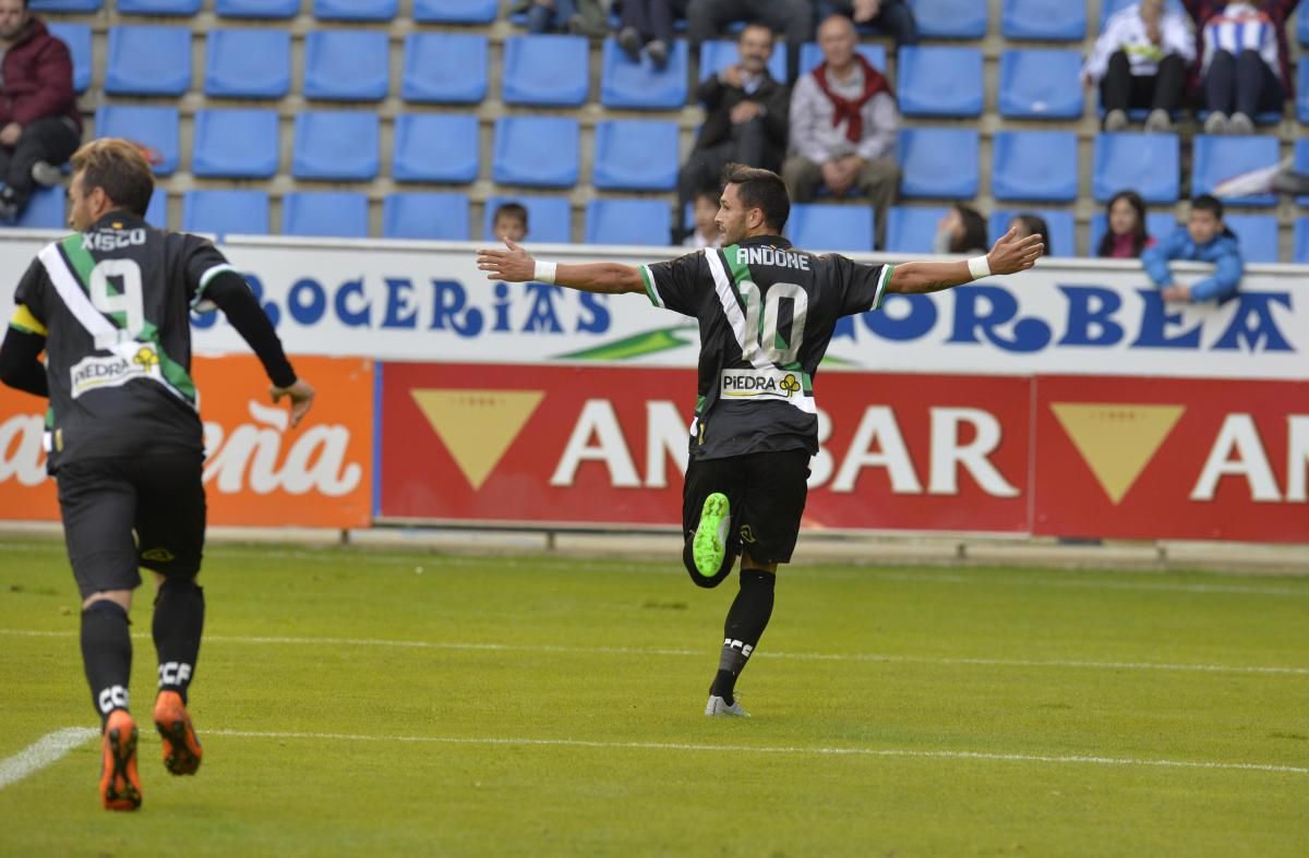 El Alavés-Córdoba, en imágenes